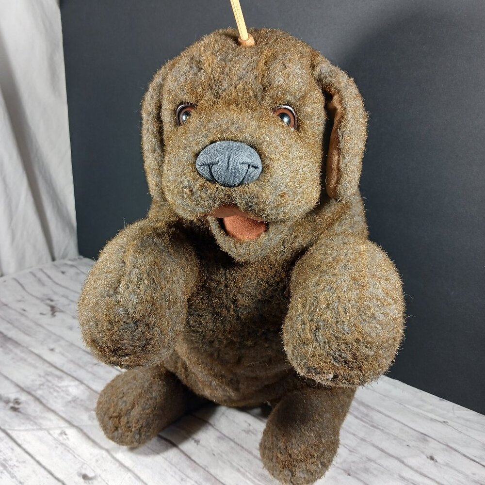 Folkmanis Sitting Dog Hand Puppet Brown Wooly Fur Movable Mouth 14"